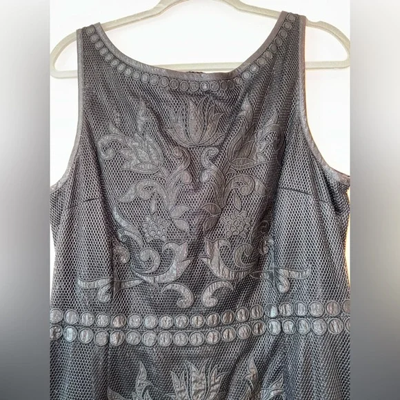 Elegant Black Lace Dress - Picture 2 of 5